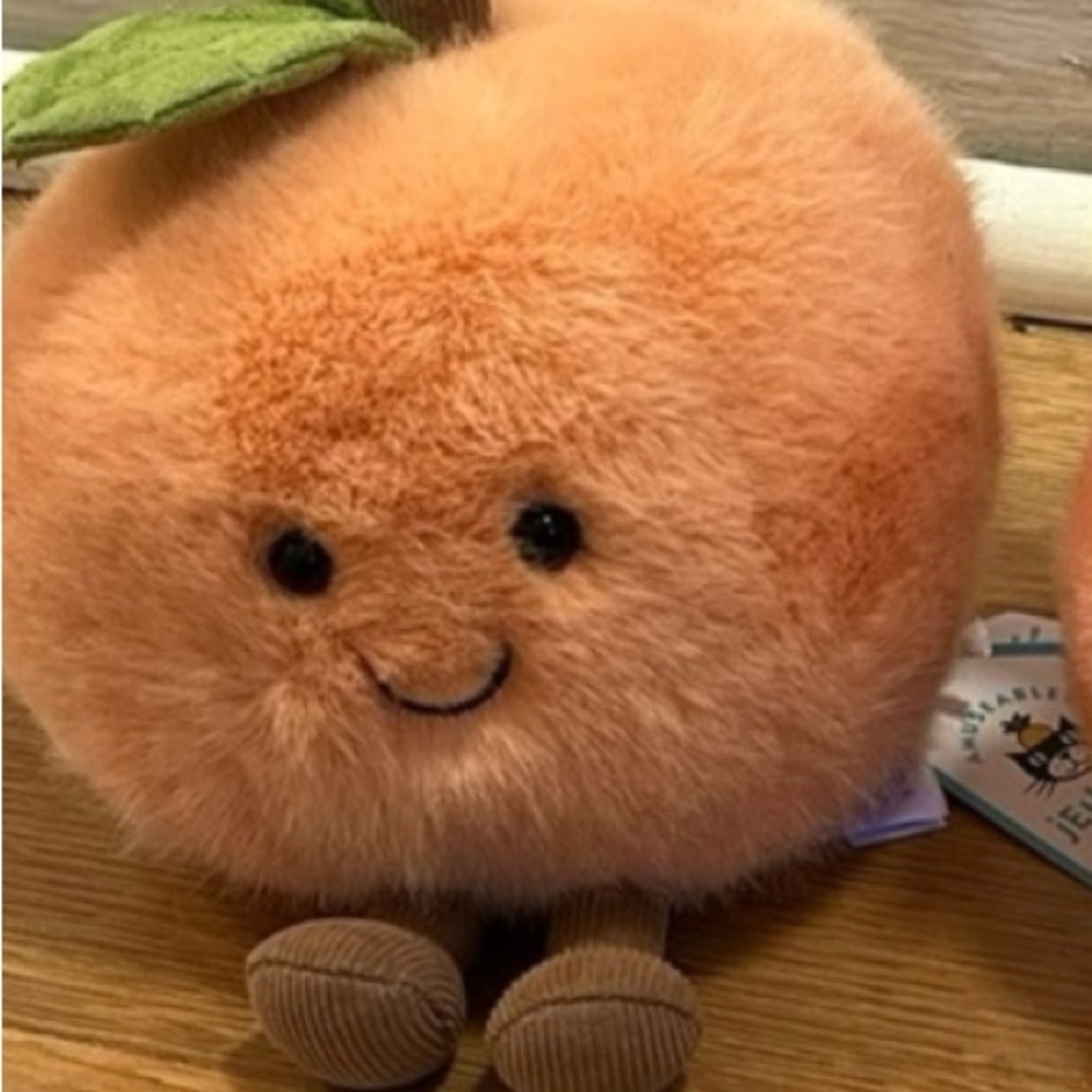Jellycat Amuseables Peach Plush nwt old version authentic retired